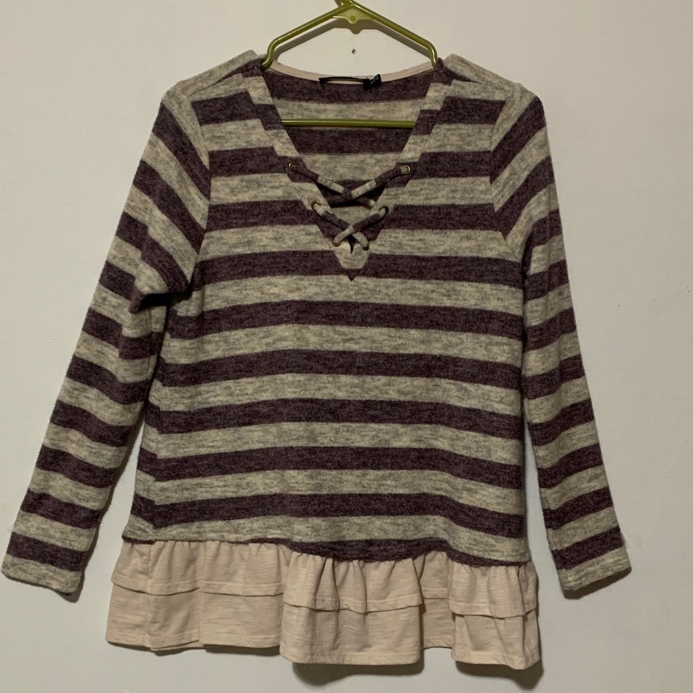 Doe & Rae Purple and Grey Knit Top